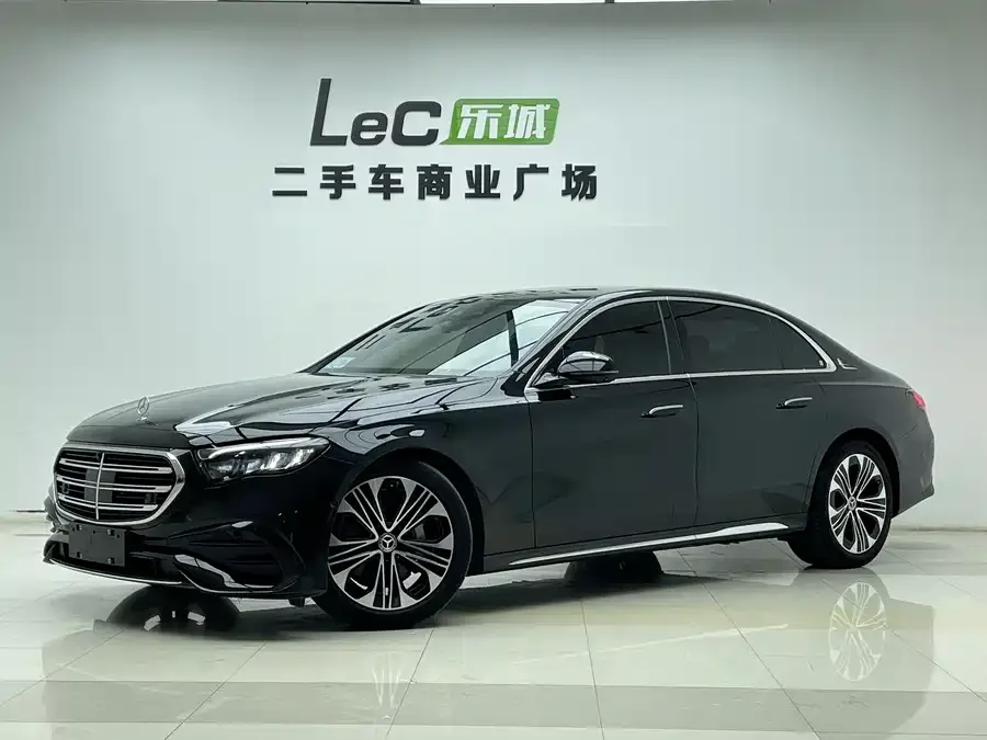 Mercedes-Benz E-Class 2024