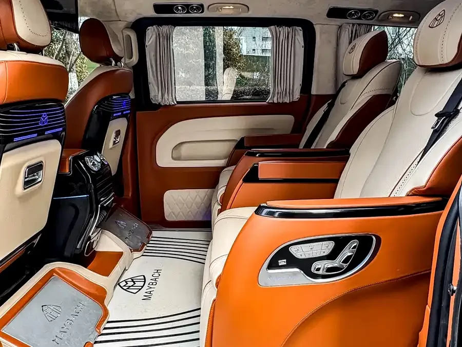 Mercedes-Benz Vito Vito 2023 2.0T Business Edition 7 Seaters 2023 — миниатюра 3
