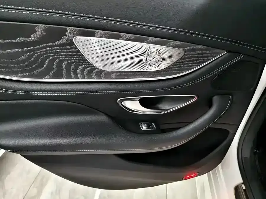 Mercedes-Benz CLS Mercedes-Benz CLS 2023 CLS 300 Dynamic 2023 — миниатюра 4