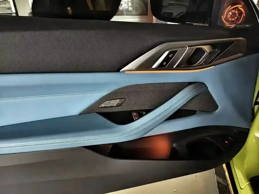 BMW M4 2022 M4 Coupe Thunder Edition 2022 — миниатюра 2