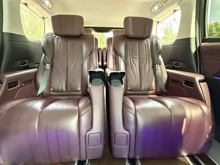 Buick Century Century 2023 2.0T Six-seat Yunshi Edition 2023 — миниатюра 3
