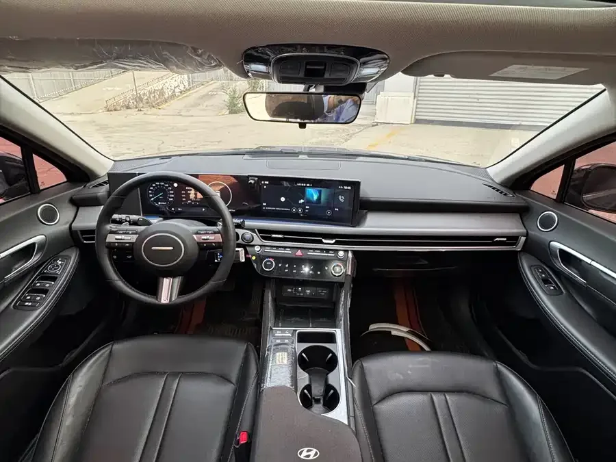 Hyundai Sonata Sonata 2024 1.5T Max 2024 — миниатюра 5