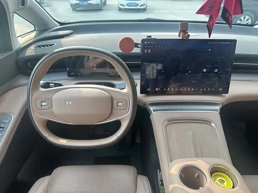 XPeng XPeng X9 XPeng X9 2025 model, pure electric, 740km ultra-long range (Max). 2025 — миниатюра 2