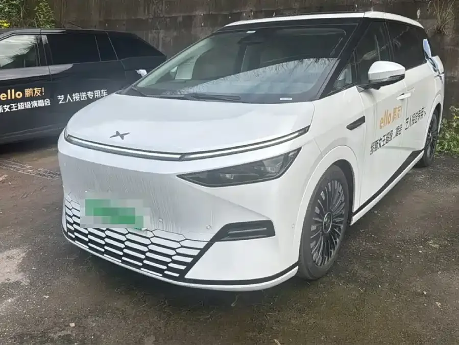 XPeng XPeng X9 2025