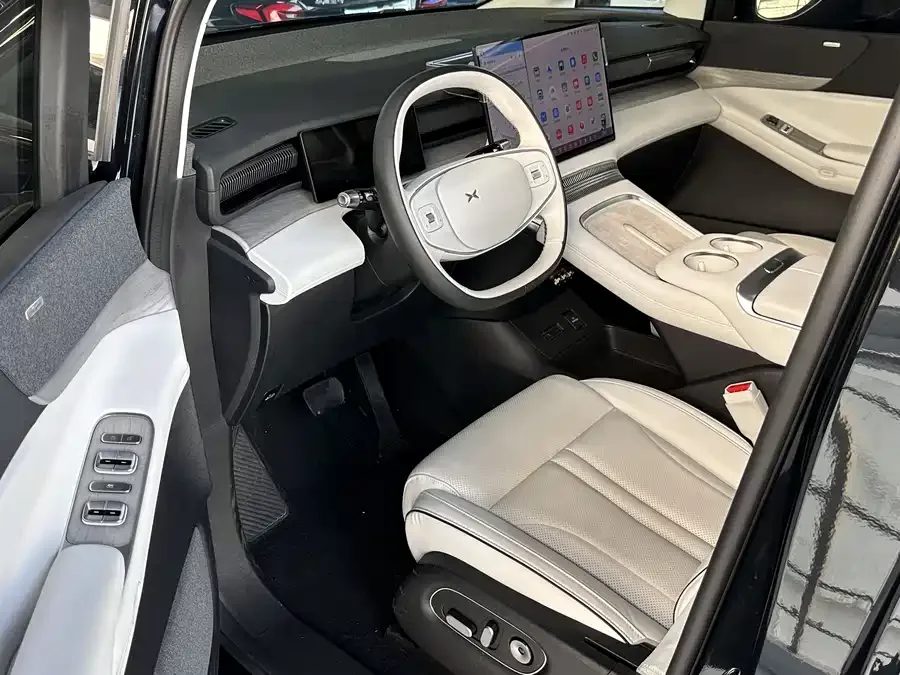 XPeng XPeng X9 Xpeng X9 2024 640 four-wheel drive high-performance Max 2024 — миниатюра 3