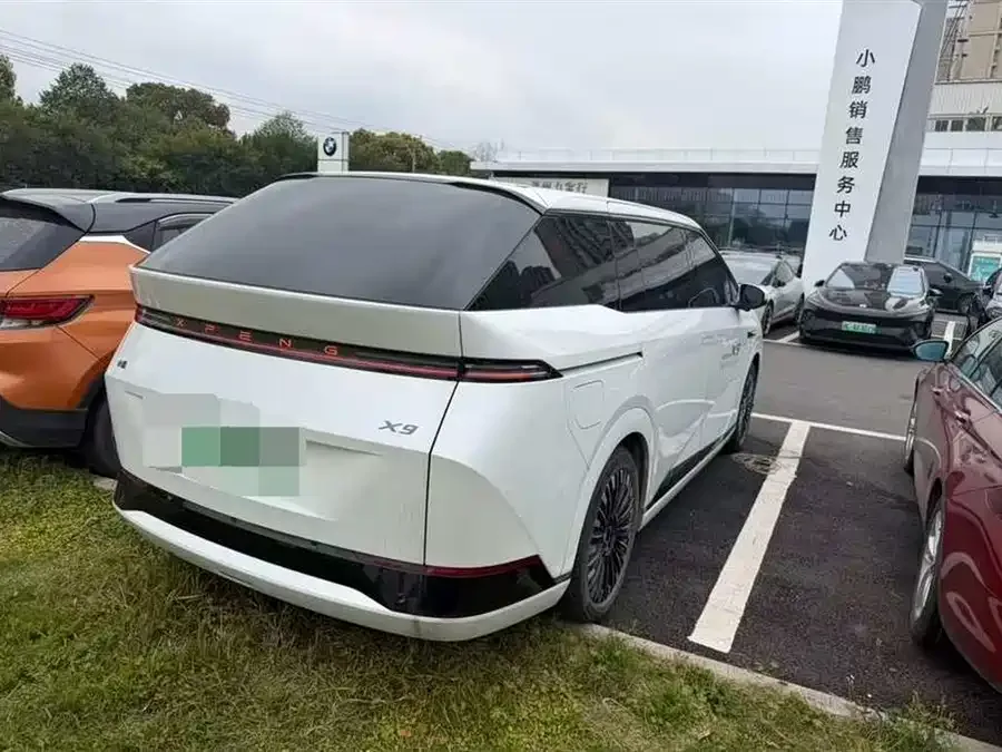 XPeng XPeng X9 XPeng X9 2025 model, pure electric, 740km ultra-long range (Max). 2025 — миниатюра 4