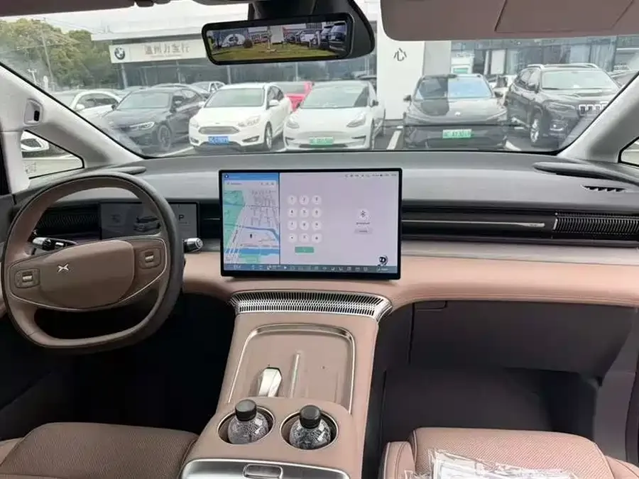 XPeng XPeng X9 XPeng X9 2025 model, pure electric, 740km ultra-long range (Max). 2025 — миниатюра 5