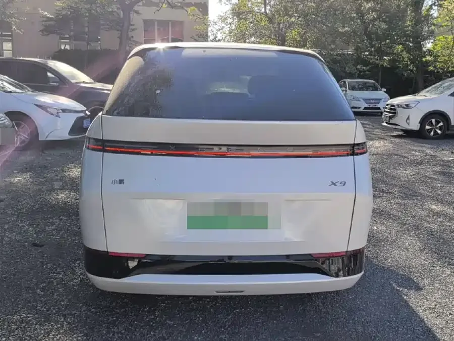 XPeng XPeng X9 XPeng X9 2025 model, pure electric, 740km ultra-long range (Max). 2025 — миниатюра 3
