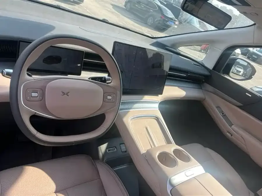 XPeng XPeng X9 XPeng X9 2025 Pure Electric 650km Long Range Max 2025 — миниатюра 5