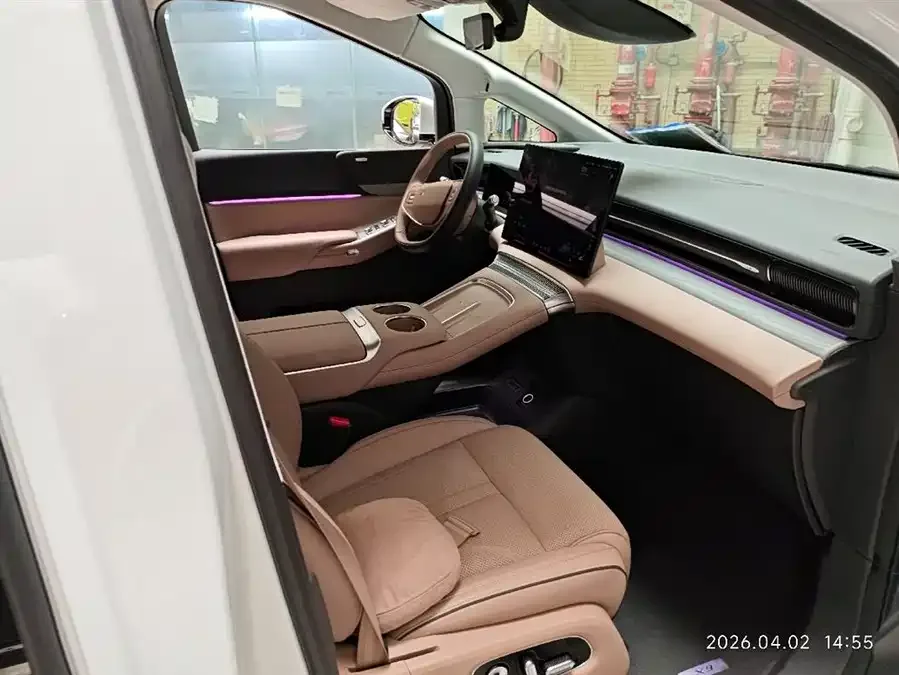 XPeng XPeng X9 XPeng X9 2025 model, pure electric, 740km ultra-long range (Max). 2025 — миниатюра 5