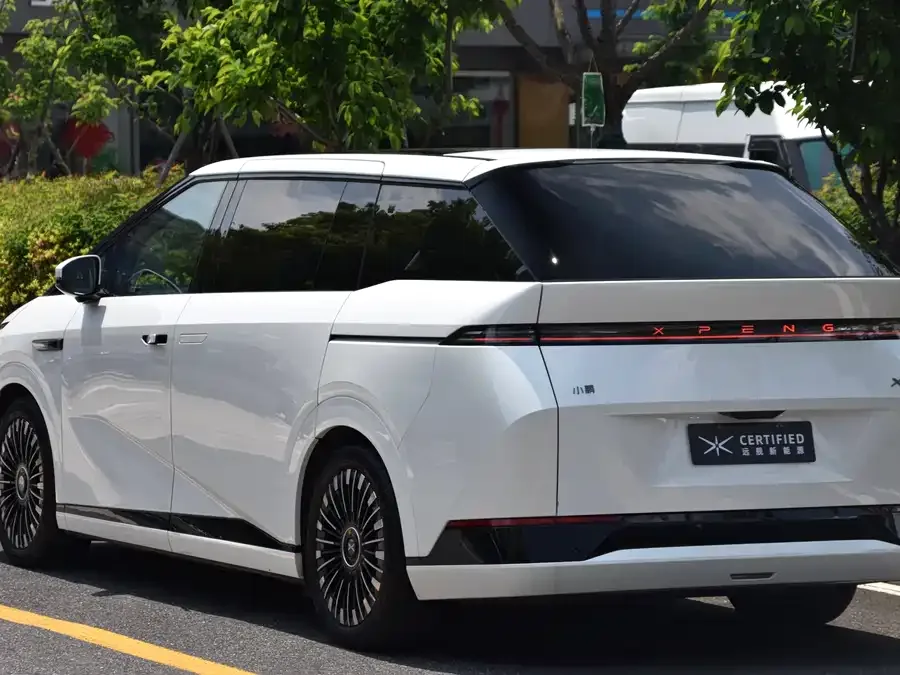 XPeng XPeng X9 XPeng X9 2025 model, pure electric, 740km ultra-long range (Max). 2025 — миниатюра 2