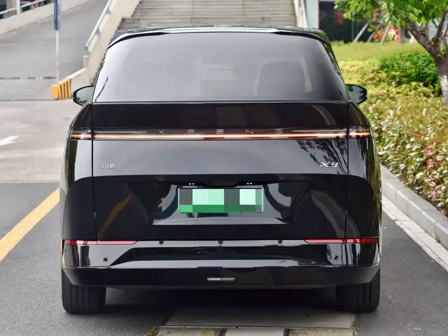 XPeng XPeng X9 XPeng X9 2025 model, pure electric, 740km ultra-long range (Max). 2025 — миниатюра 2