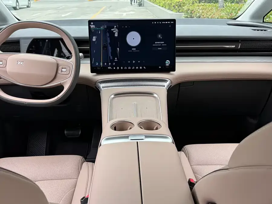 XPeng XPeng X9 XPeng X9 2025 model, pure electric, 740km ultra-long range (Max). 2025 — миниатюра 5