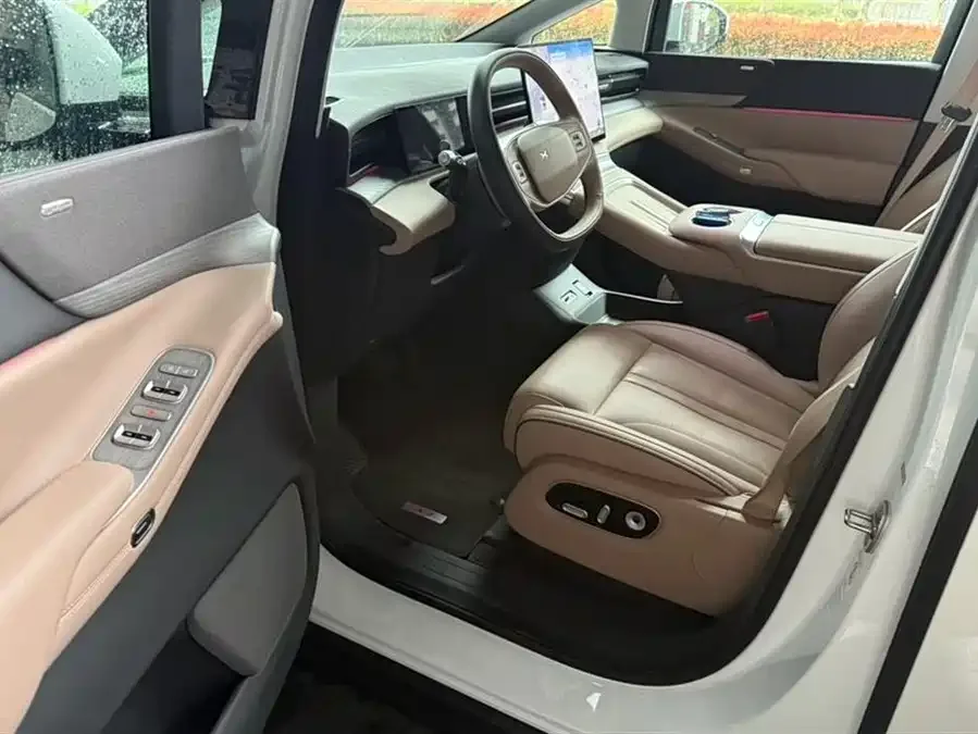 XPeng XPeng X9 XPeng X9 2025 model, pure electric, 740km ultra-long range (Max). 2025 — миниатюра 4