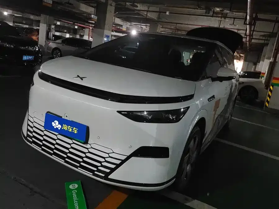 XPeng XPeng X9 2024