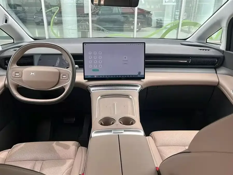 XPeng XPeng X9 XPeng X9 2025 model, pure electric, 740km ultra-long range (Max). 2025 — миниатюра 4
