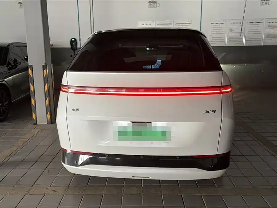XPeng XPeng X9 XPeng X9 2025 model, pure electric, 740km ultra-long range (Max). 2024 — миниатюра 2