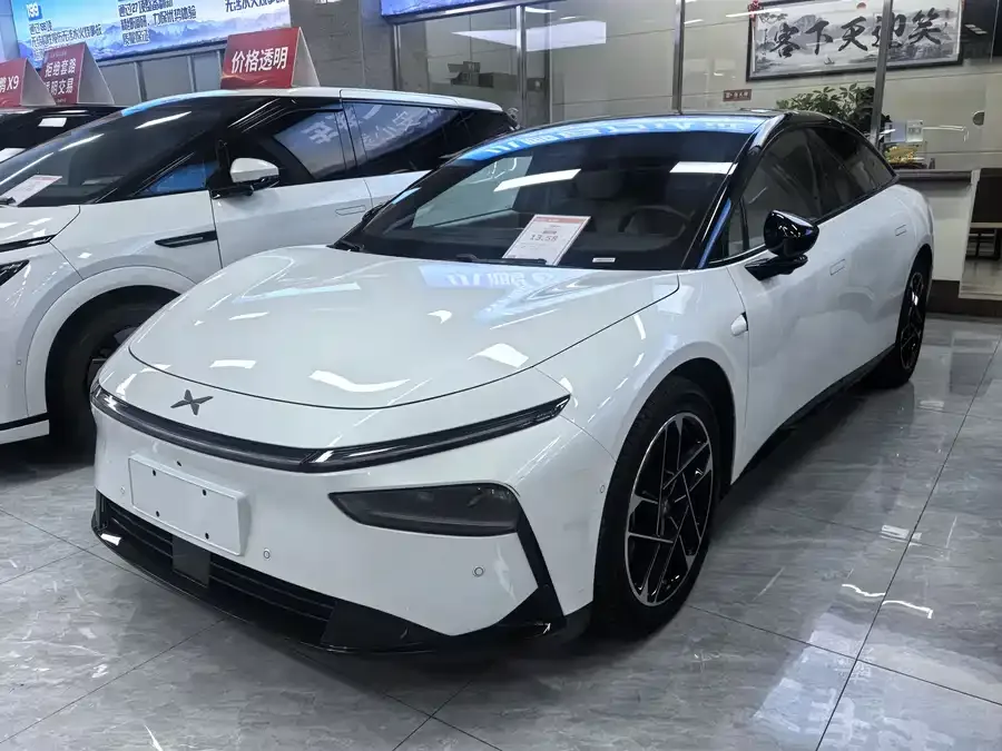 XPeng P7+ Xiaopeng P7+ 2024 long-range Max 2024 — фото 1, купить с доставкой в Москву