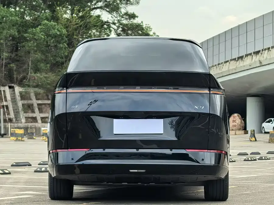 XPeng XPeng X9 XPeng X9 2025 model, pure electric, 740km ultra-long range (Max). 2025 — миниатюра 5