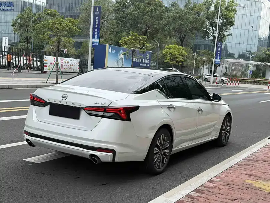 Nissan Altima 2022 Teana 2.0L XL-TLS Enjoy Edition 2024 — миниатюра 2