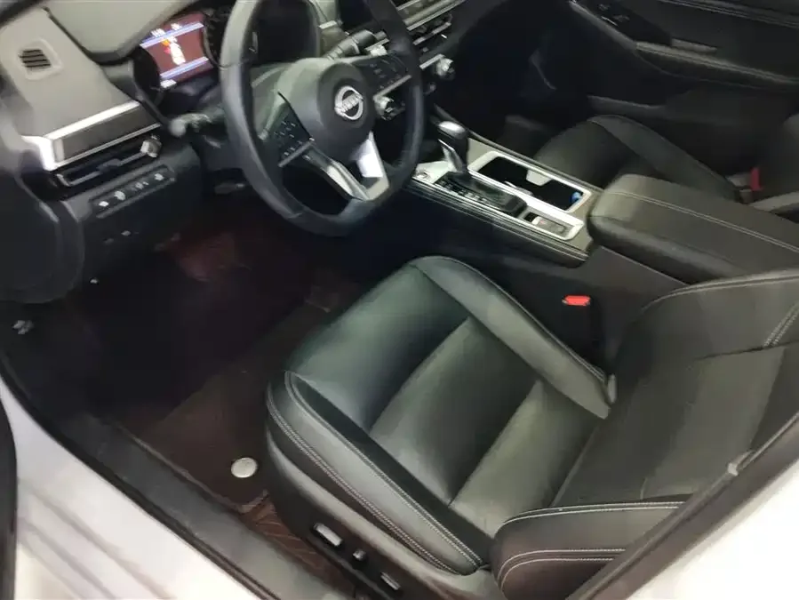 Nissan Altima 2022 Teana 2.0L XL-TLS Enjoy Edition 2024 — миниатюра 3