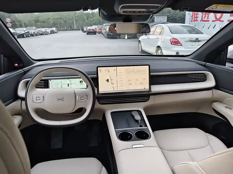 XPeng G6 Xpeng G6 2024 Model 580 Long Range Plus 2025 — миниатюра 2