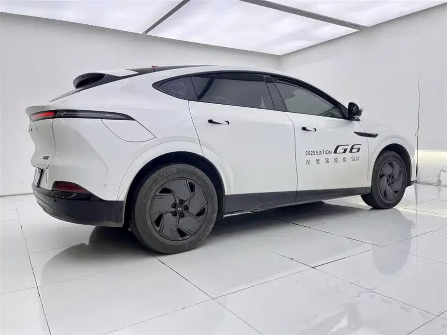 XPeng G6 Xiaopeng G6 2025 625 Long Range Max Flagship Edition 2025 — миниатюра 2