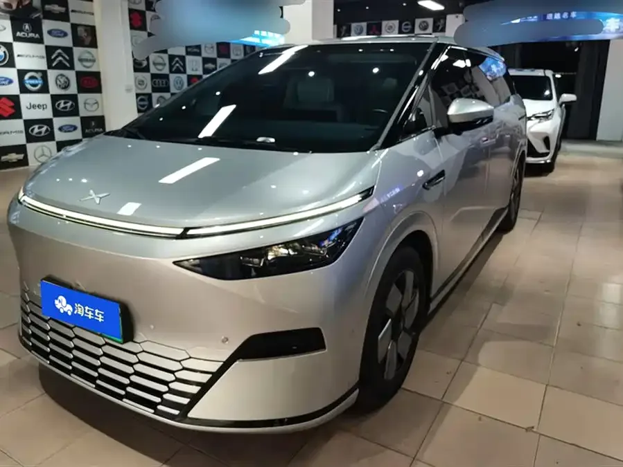 XPeng XPeng X9 2024