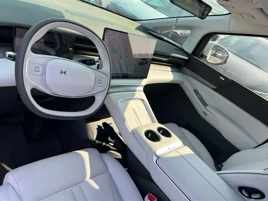 XPeng XPeng X9 XPeng X9 2025 Pure Electric 650km Long Range Max 2025 — миниатюра 2