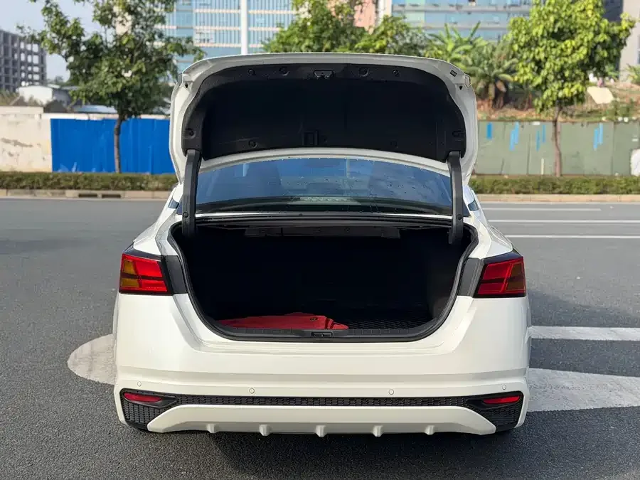 Nissan Altima Teana 2021 2.0L XL Comfort Edition 2022 — миниатюра 5
