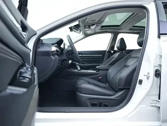 Nissan Altima 2022 Teana 2.0L XL-TLS Enjoy Edition 2023 — миниатюра 3