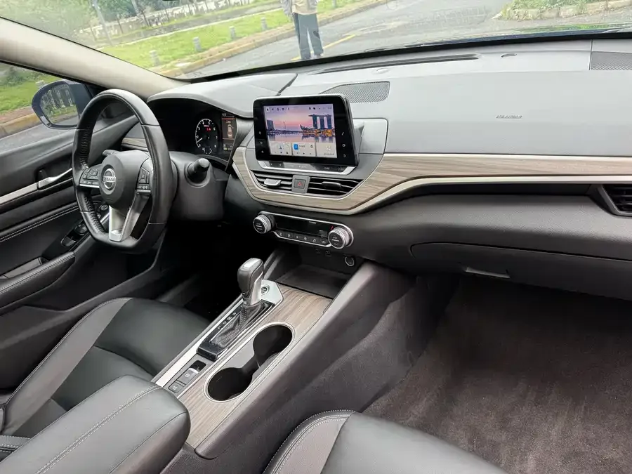 Nissan Altima Teana 2021 2.0L XL Comfort Edition 2022 — миниатюра 5