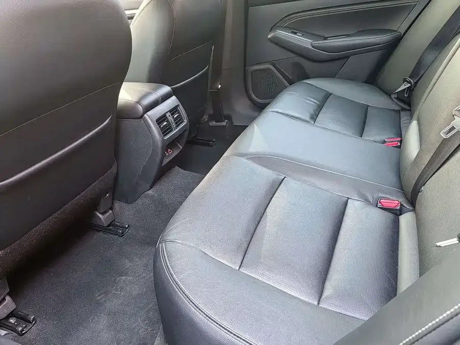 Nissan Altima Teana 2021 2.0L XL Comfort Edition 2022 — миниатюра 4
