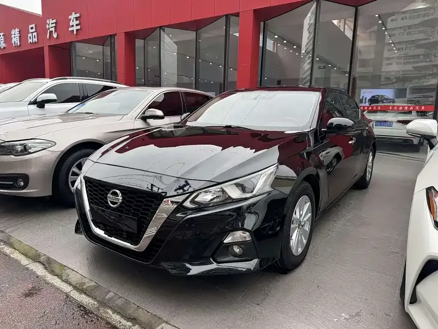 Nissan Altima 2022