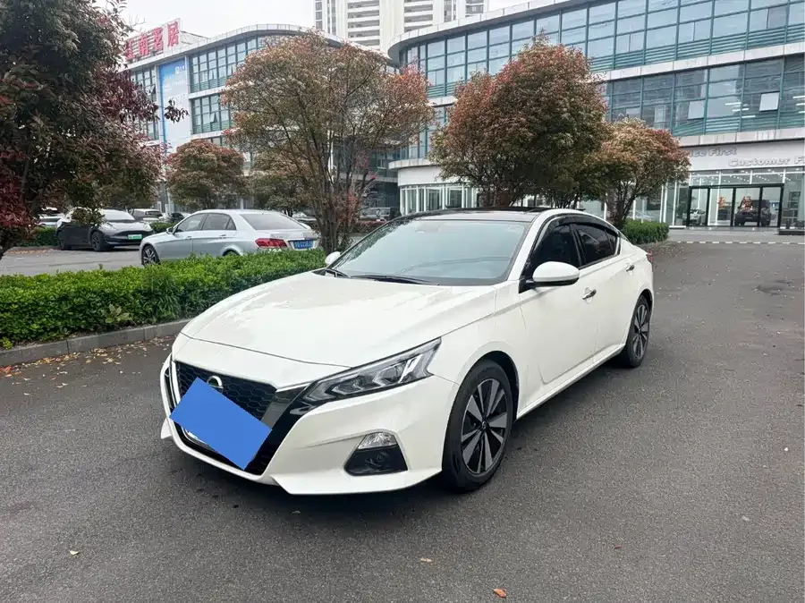 Nissan Altima 2022