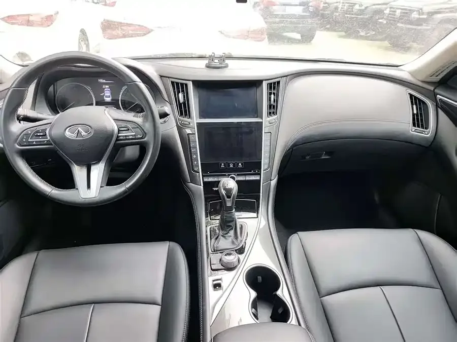 Infiniti Q50L 2022 2.0T Comfort Edition 2023 — миниатюра 3