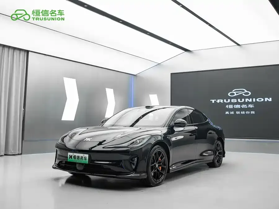 Zhiji L6 2025