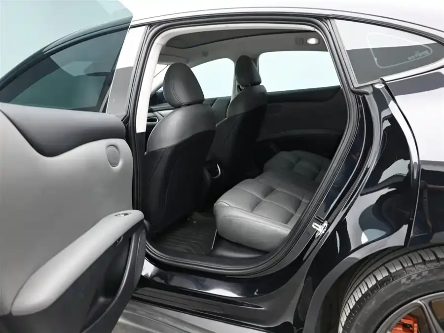 Zhiji L6 Zhiji L6 2024 Max Standard Edition 2025 — миниатюра 4