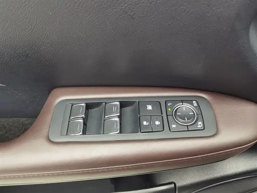 Lexus RX 2020 facelift 300 two-wheel drive comfort version 2022 — миниатюра 3
