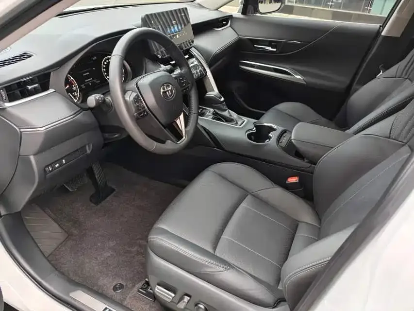 Toyota Lingfang HARRIER Lingfang Harrier 2023 2.0L CVT 2WD Luxury Edition 2024 — миниатюра 3