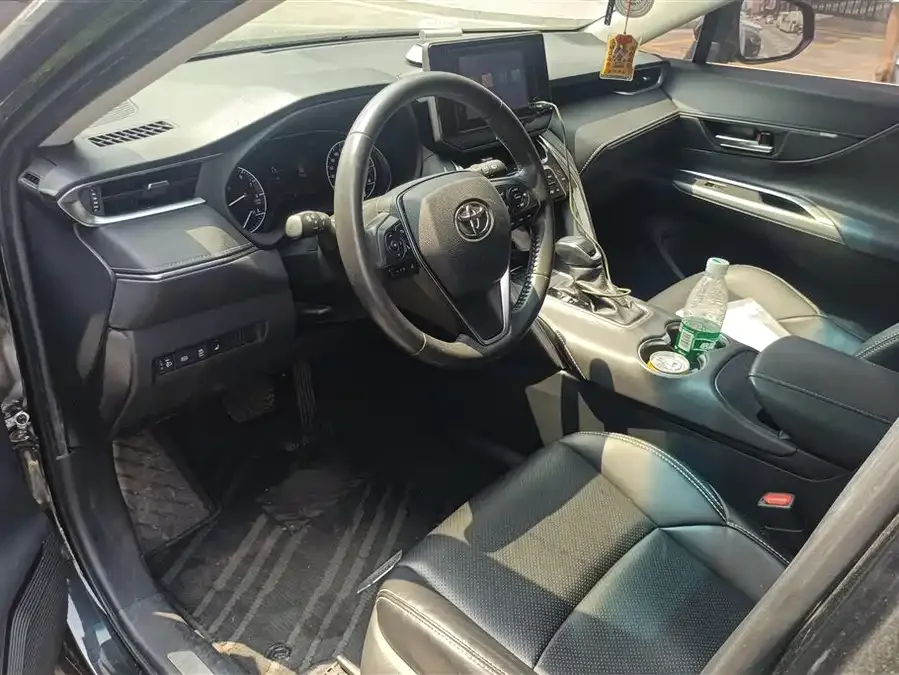 Toyota Lingfang HARRIER Lingfang Harrier 2022 2.0L CVT 2WD Progressive Edition 2022 — миниатюра 3