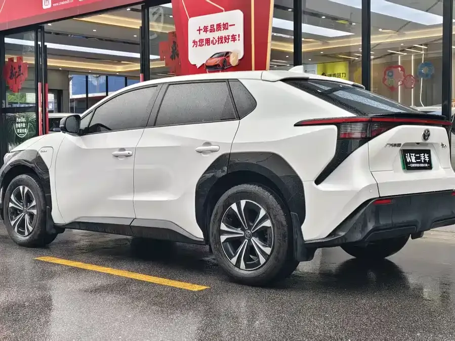 Toyota BOZ 4X Bozhi 4X 2024 615 PRO Edition 2024 — миниатюра 2