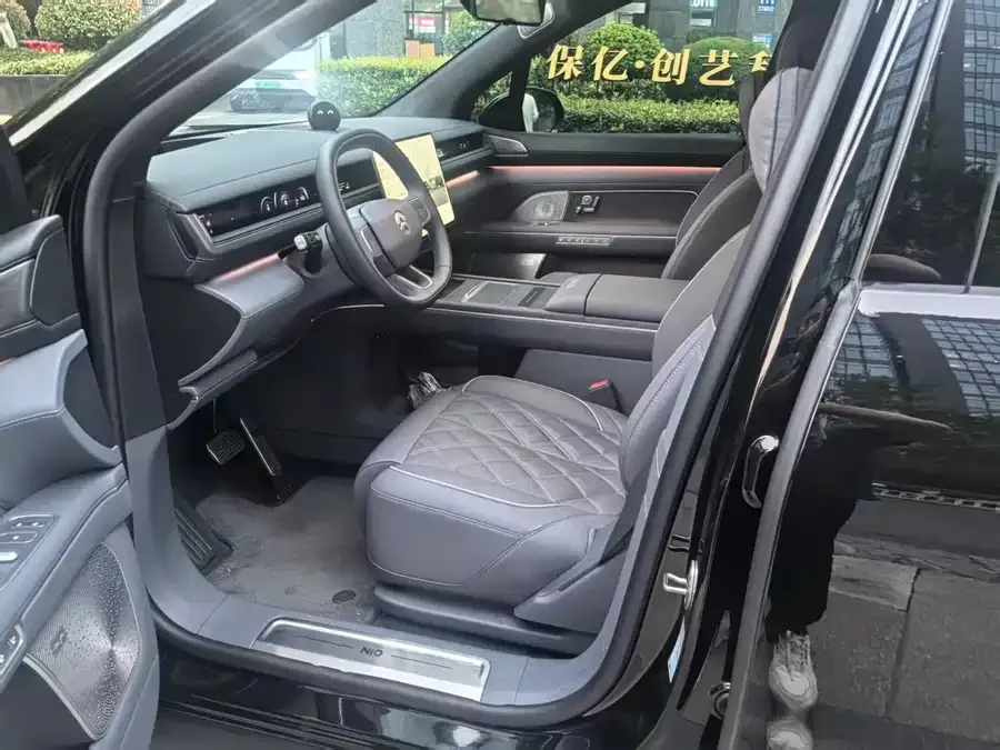 NIO ES8 NIO ES8 2026 Six-seat Executive Luxury Edition 2026 — миниатюра 5