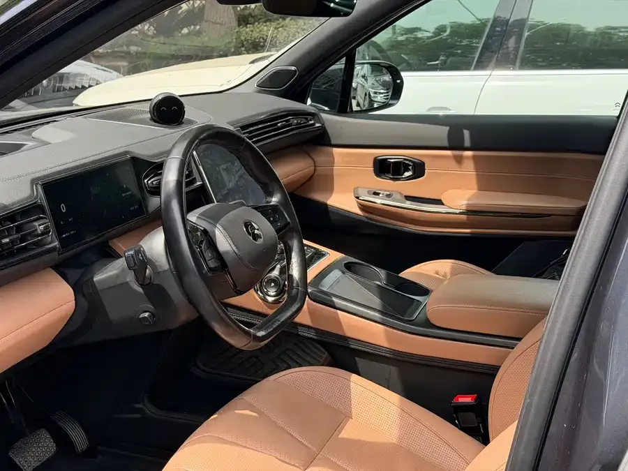NIO ES8 NIO ES8 2020 580KM Six-seat Edition 2022 — миниатюра 4