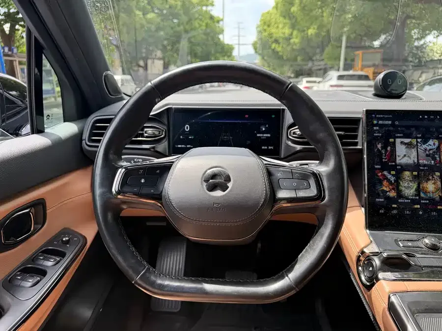 NIO ES8 NIO ES8 2020 580KM Six-seat Edition 2022 — миниатюра 5
