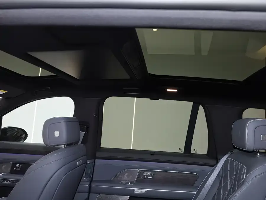 NIO ES8 NIO ES8 2026 Six-seat Executive Luxury Edition 2026 — миниатюра 4