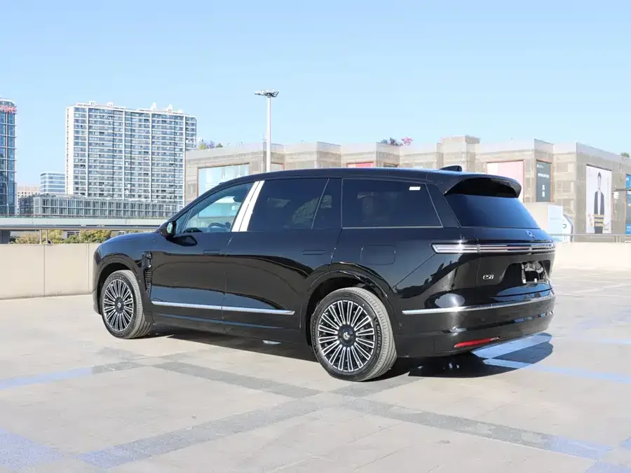 NIO ES8 NIO ES8 2026 Six-seat Executive Luxury Edition 2026 — миниатюра 2
