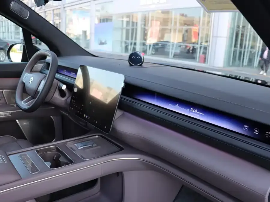 NIO ES8 NIO ES8 2026 Six-seat Executive Luxury Edition 2026 — миниатюра 5