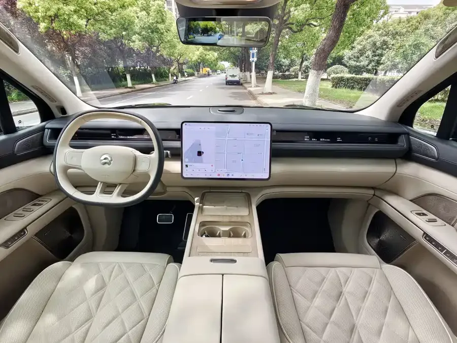NIO ES8 NIO ES8 2026 Six-seat Executive Luxury Edition 2026 — миниатюра 4