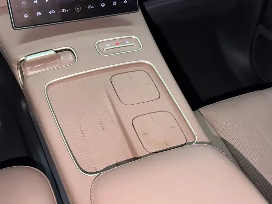 NIO ES8 NIO ES8 2024 75kWh Executive Edition 2024 — миниатюра 4